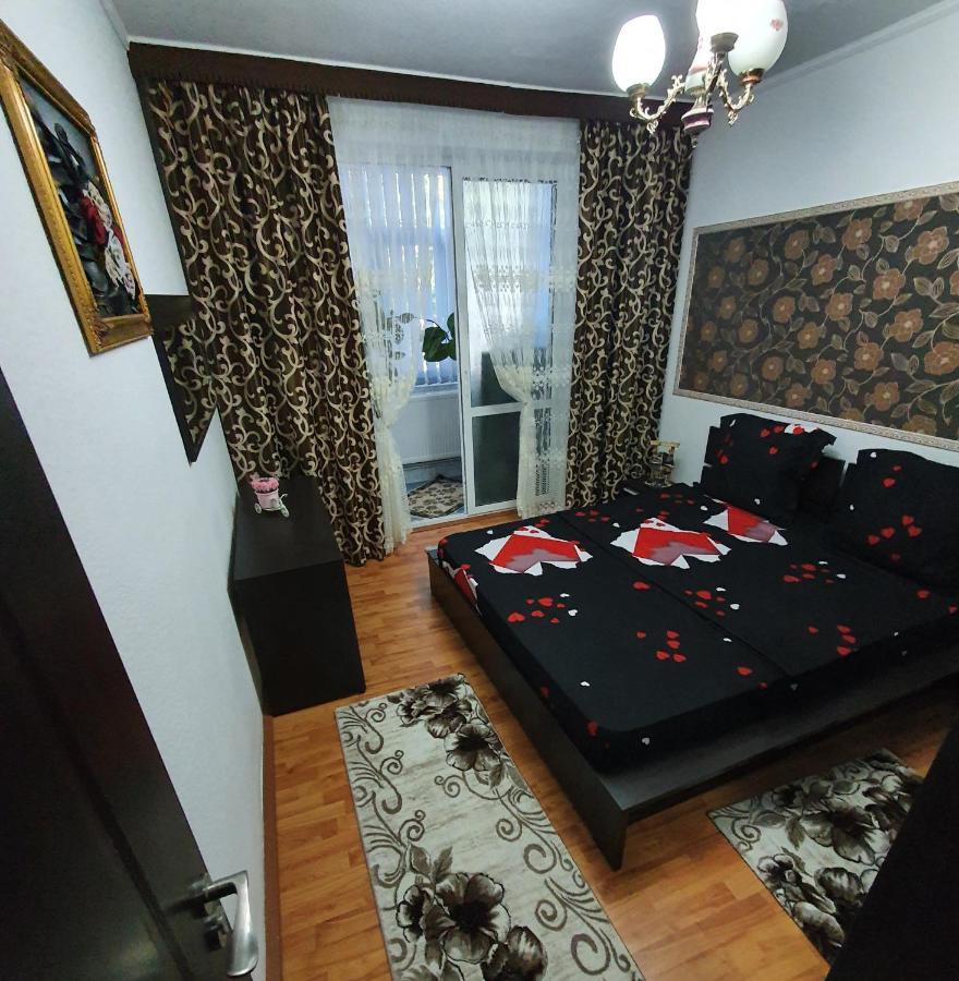 Apartament ultracentral mobilat si utilat complet. Tecuci Extérieur photo