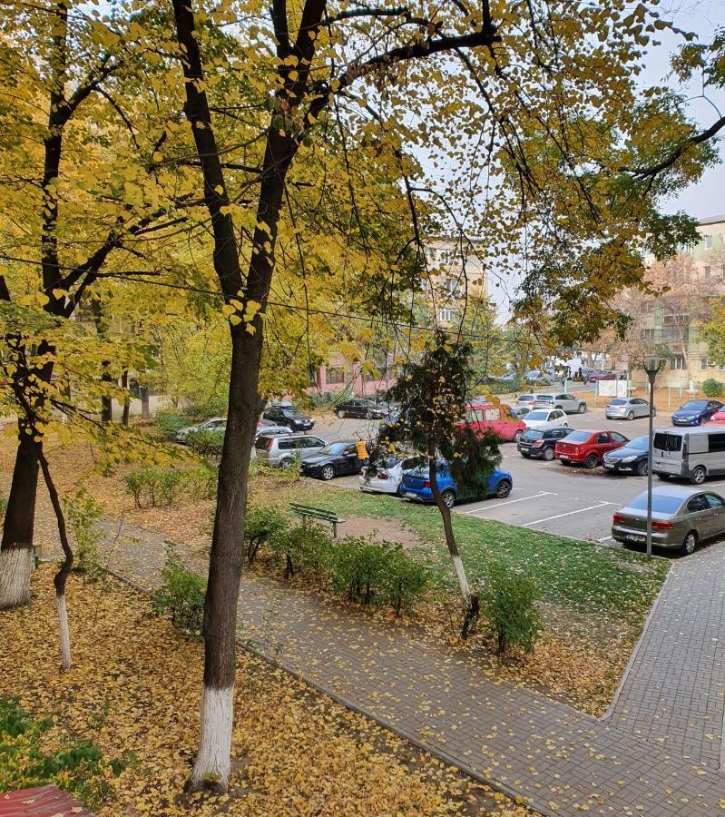 Apartament ultracentral mobilat si utilat complet. Tecuci Extérieur photo